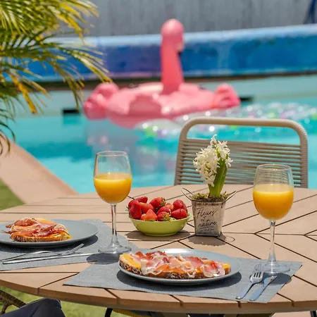 Appartement With Private Pool & Ocean Views *
