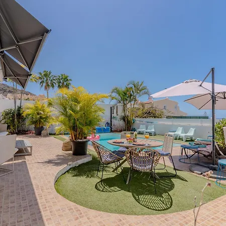 With Private Pool & Ocean Views Costa Adeje