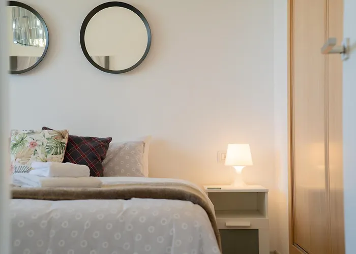 Apartment With Private Pool & Ocean Views *