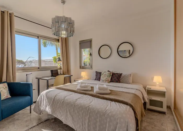 Apartment With Private Pool & Ocean Views Costa Adeje (Tenerife)