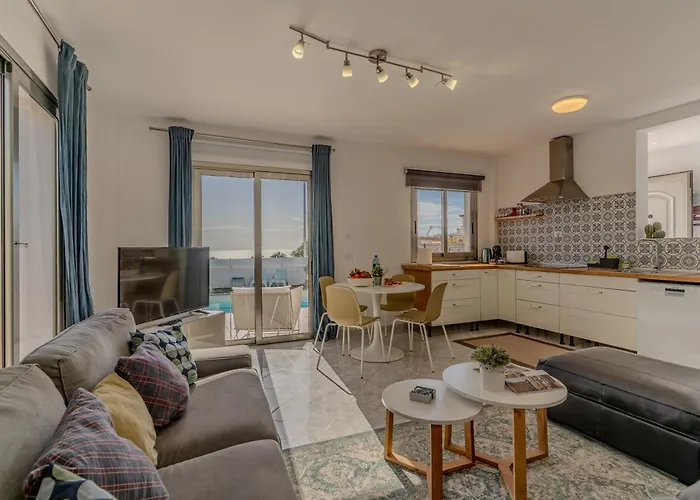 With Private Pool & Ocean Views Appartement *