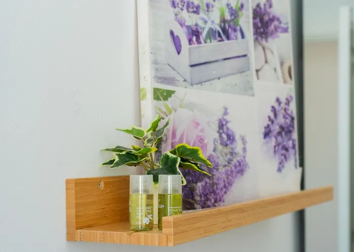 Apartman With Private Pool & Ocean Views *